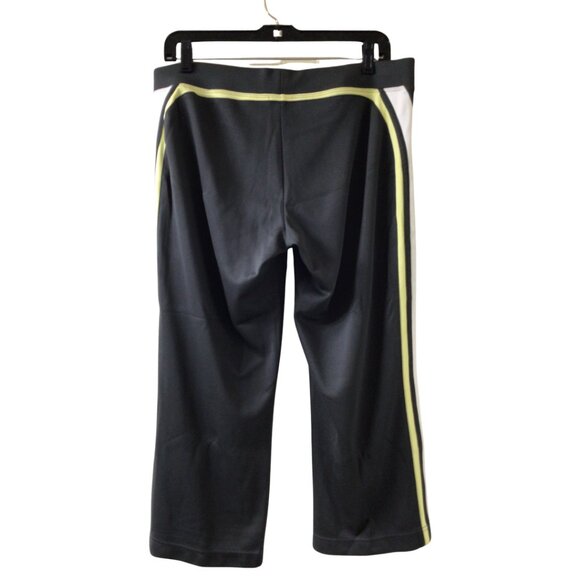 Nike Pants Women’s M Medium 8 10 Gray Striped Cropped Capri Active Wear Athletic - Picture 2 of 10
